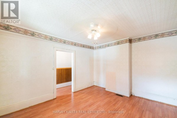 Bedroom - 6 Crocker Avenue, Toronto, ON M6J1K5 Photo 5