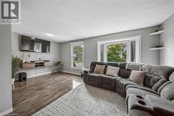 Recreation room - 6 Deerfield Parkway, Thorold, ON L2V4B4 Photo 5