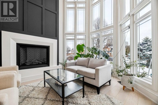 Great room - 6 Devonridge Crescent, Toronto, ON M1C5B1 Photo 5