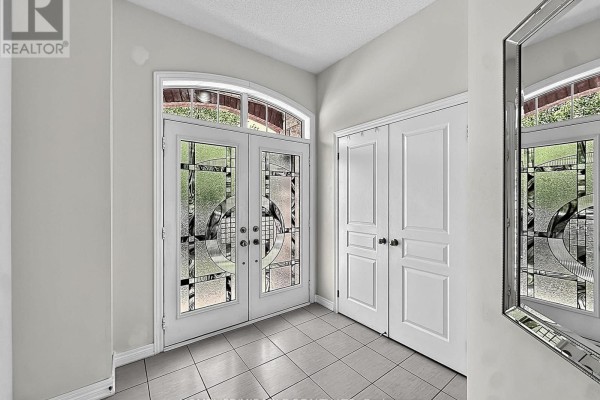 6 Divinity Circle, Brampton, ON, photo 2