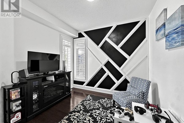6 Divinity Circle, Brampton, ON, photo 3