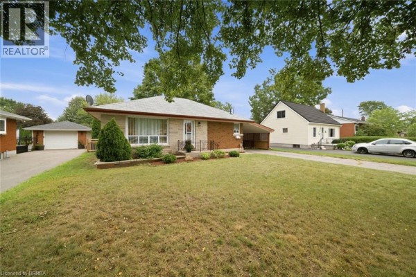 Recreation room - 6 Evelyn Street, Brantford, ON N3R3G9 Photo 2