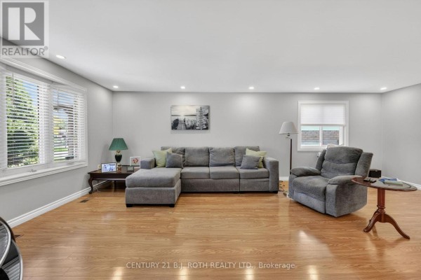 Utility room - 6 Ford Street, Barrie, ON L4N5X2 Photo 4