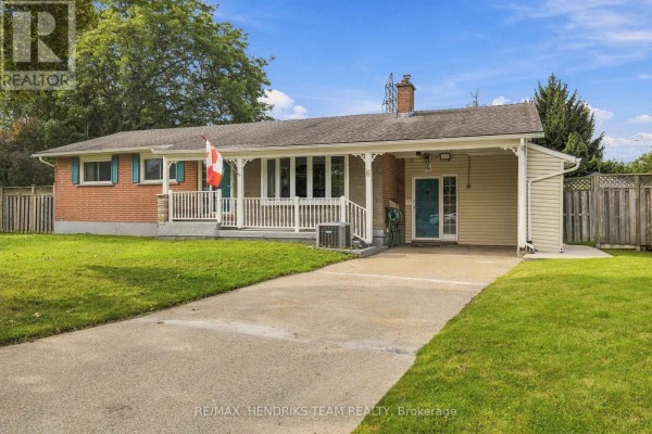 Foyer - 6 Glengrove Circle E, St  Catharines, ON L2T2Y9 Photo 2