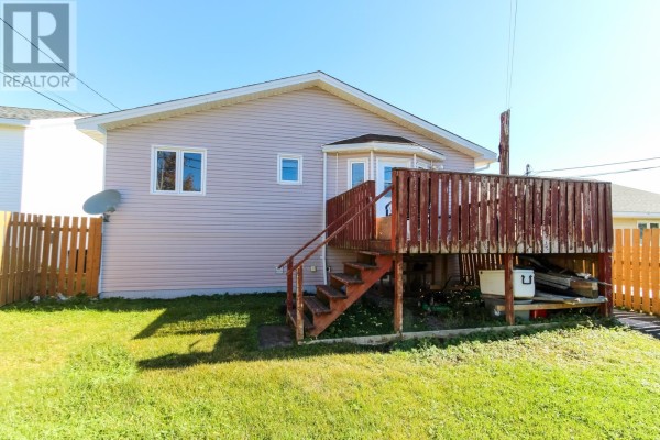 6 Greenspond Drive, St  John S, NL, photo 3