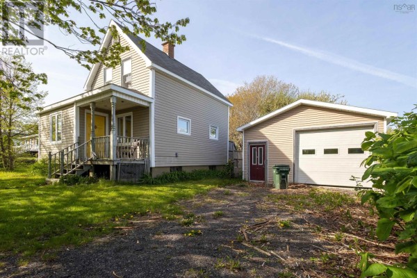 Sunroom - 6 Grove Street, Glace Bay, NS B1A3C7 Photo 5