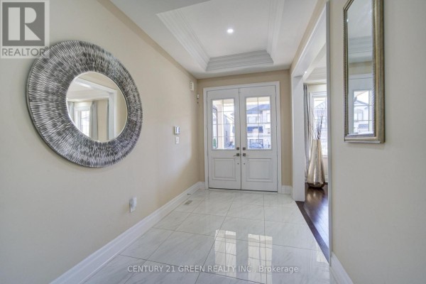 Family room - 6 Hackwood Heights, Brampton, ON L6X5R2 Photo 4