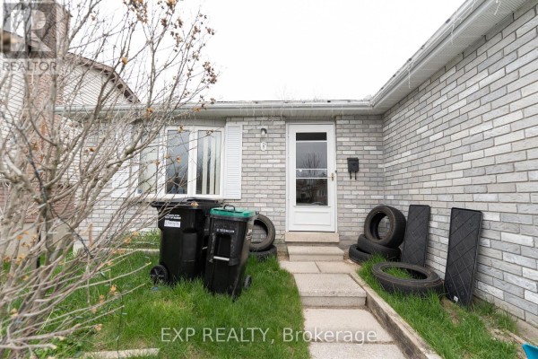 Recreational, Games room - 6 Hickling Trail, Barrie, ON L4M5V7 Photo 4