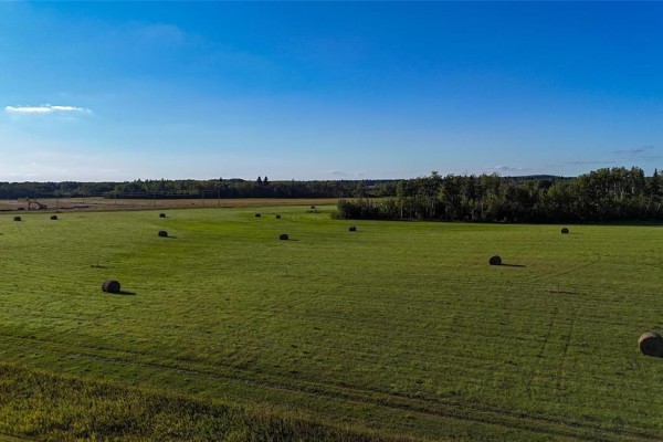 6 Holmstrom Road, Onanole, MB R0J1N0 Photo 2