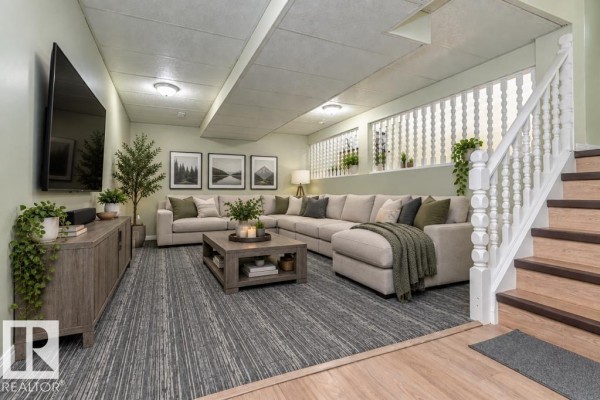 Family room - 6 Kiniski Cr Nw, Edmonton, AB T6L5A9 Photo 4
