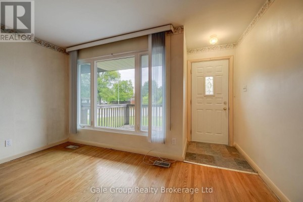 6 Langstone Crescent, Halton Hills, ON, photo 3