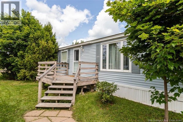 3pc Ensuite bath - 6 Lausanne Street, Moncton, NB E1H2Y4 Photo 4