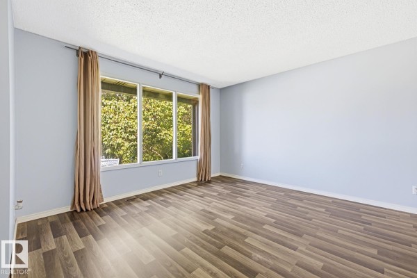 Bedroom 2 - 6 Lundy Park Rd, Stony Plain, AB T7Z1G6 Photo 5