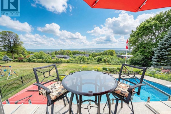 6 Mapleview Place, North Bay, ON P1C1N7 Photo 3