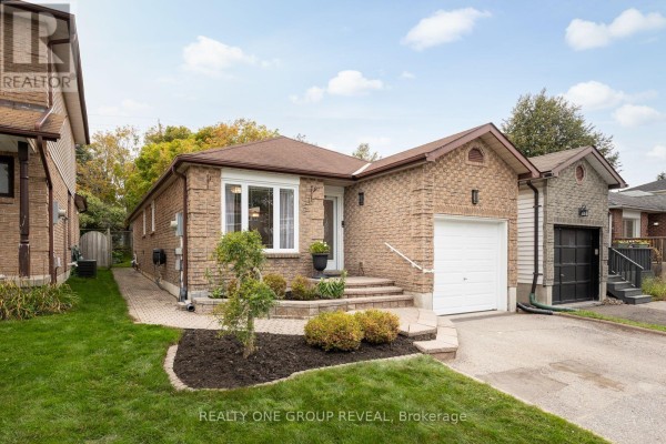Kitchen - 6 Mcfeeters Crescent, Clarington, ON L1C4G5 Photo 2