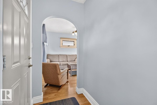Family room - 6 Mont Clare Pl, St  Albert, AB T8N1K9 Photo 4