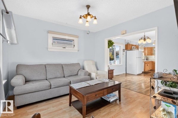 Den - 6 Mont Clare Pl, St  Albert, AB T8N1K9 Photo 5