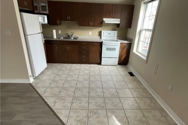 Kitchen - 6 Moyer Street Unit# B, Kitchener, ON N2H2S5 Photo 5