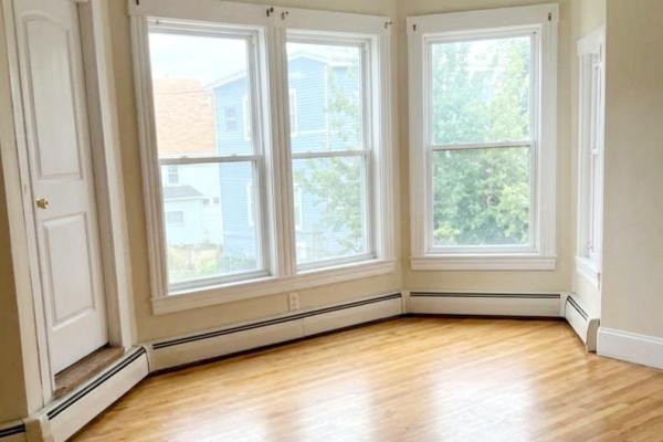 6 Pond Street, Charlottetown, PE C1A2P2 Photo 5