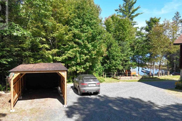 Bathroom - 6 Quirke Ln, Elliot Lake, ON P5A2S9 Photo 5