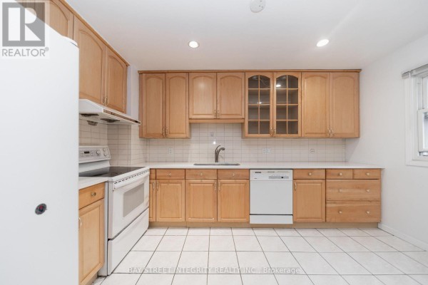 6 Sandy Haven Drive, Toronto, ON, photo 2
