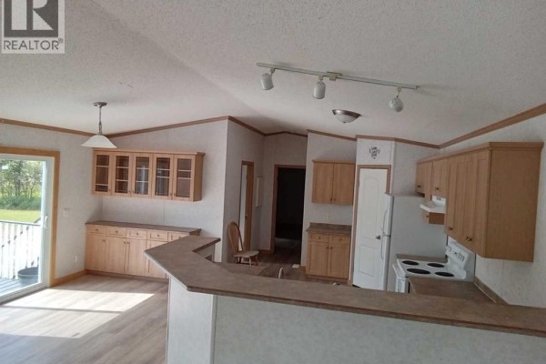 Dining room - 6 Second Avenue Sw, Joussard, AB T0G1J0 Photo 5