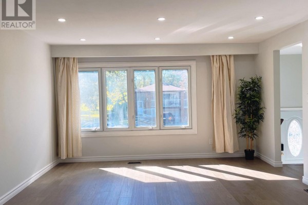 Bedroom - 6 Snowhill Crescent, Toronto, ON M1S3T5 Photo 3