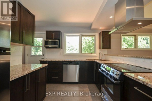 Dining room - 6 Solva Drive, Ottawa, ON K2H5R5 Photo 3