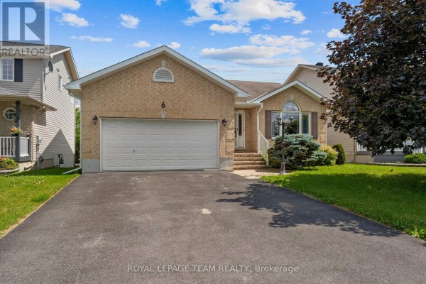 Living room - 6 Stonehaven Way, Arnprior, ON K7S0A5 Photo 3
