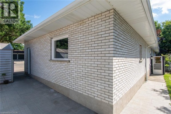 3pc Bathroom - 6 Strathcona Crescent, Kitchener, ON N2B2W6 Photo 5