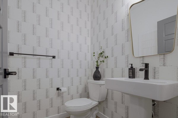 Bedroom 2 - 6 Tilia Pl, Spruce Grove, AB T7X4S9 Photo 5