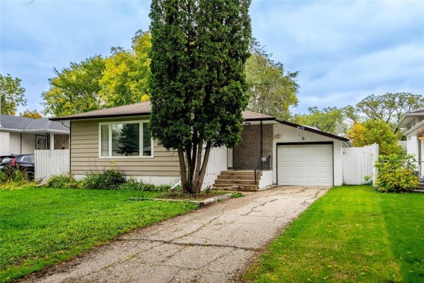 6 Tulane Bay, Winnipeg