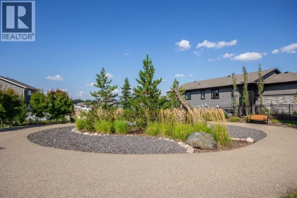 6 Tyrrell Place, Red Deer, AB, photo 3