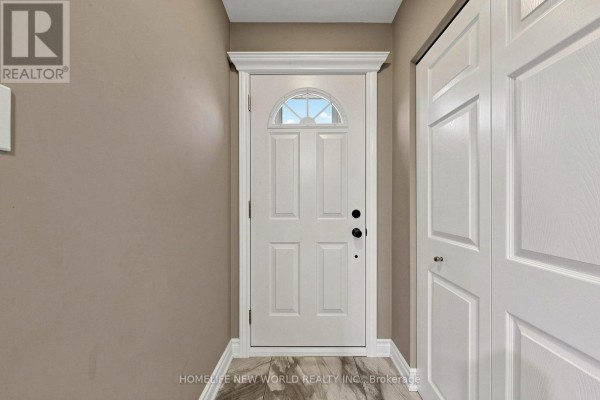 Bedroom 2 - 6 Valleycrest Avenue, Markham, ON L3P1H7 Photo 5