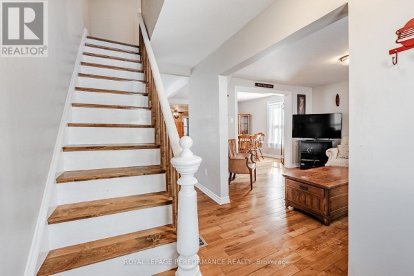 6 Whitehead Street, Cornwall, ON K6H1M3 Photo 4