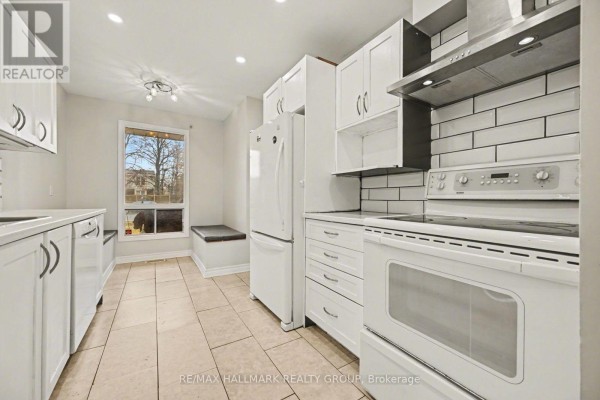 6 Wolfgang Drive, Ottawa, ON K2J1T1 Photo 4