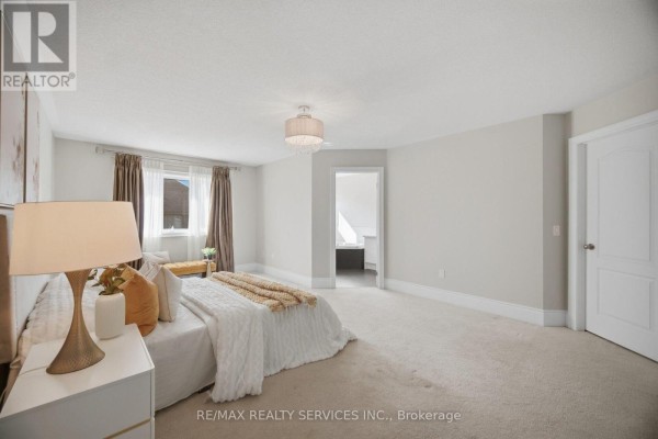 Family room - 6 Zephyr Road, Caledon, ON L7C3V9 Photo 5