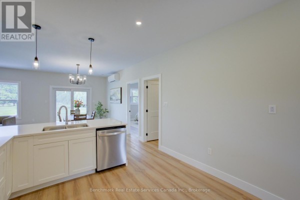 60 - 1182 Queen Street, Kincardine, ON, photo 2