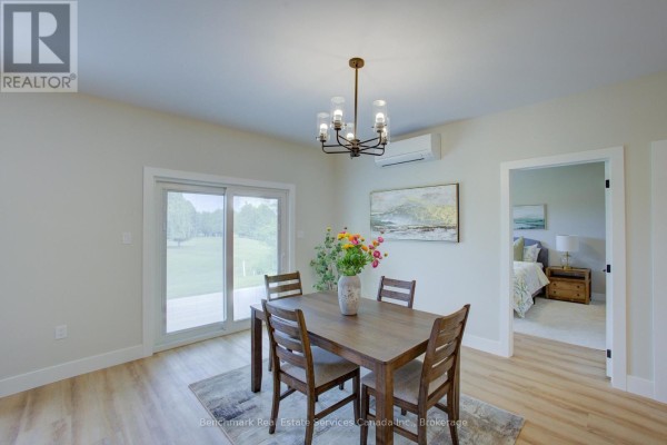 Kitchen - 60 - 1182 Queen Street, Kincardine, ON N2Z0J2 Photo 4