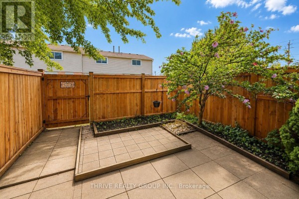 60 - 40 Tiffany Drive, London East, ON N5V3N3 Photo 4