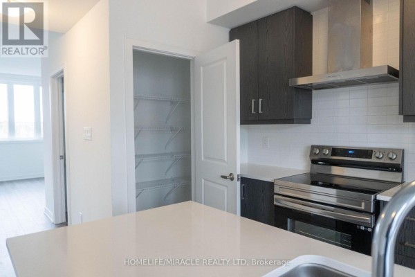 60 Blue Forest Crescent, Barrie, ON L9J0N3 Photo 3