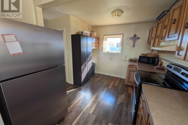 Kitchen - 60 Bridge Street, West Nipissing, ON P2B2G9 Photo 4