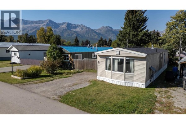 Primary Bedroom - 60 Cokato Road Unit# E14, Fernie, BC V0B1M4 Photo 2