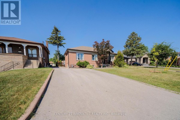 Primary Bedroom - 60 Dorking Crescent, Toronto, ON M3M2B6 Photo 4