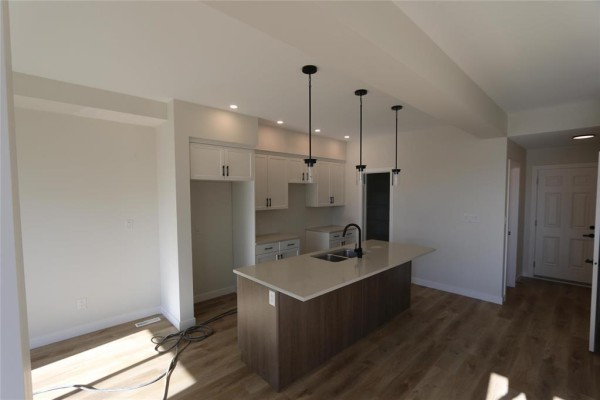Dining room - 60 Dovetail Crescent, Winnipeg, MB R2C5W2 Photo 3