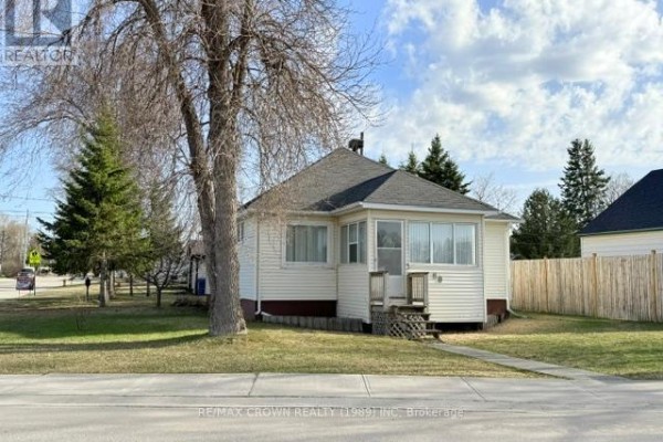 60 Egerton Street, Kapuskasing, ON, photo 3