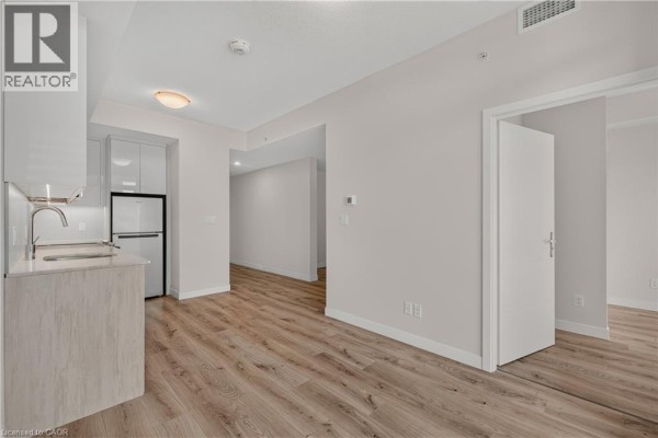 Bedroom - 60 Frederick Street Unit# 611, Kitchener, ON N2H0C7 Photo 5