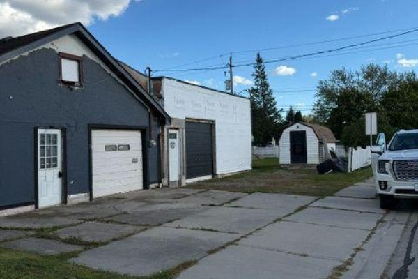 60 Lincoln Street, Welland, ON, photo 2