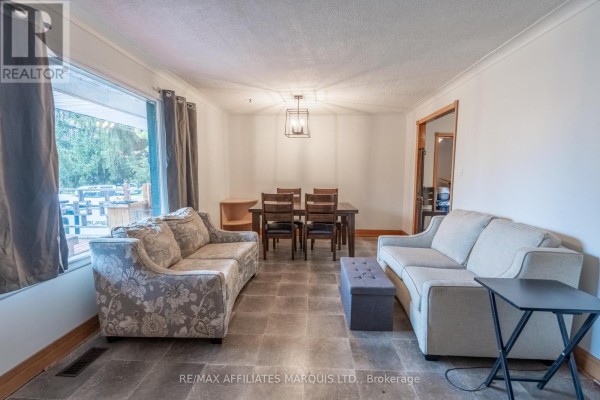 60 Maple Street, South Stormont, ON K0C1M0 Photo 5