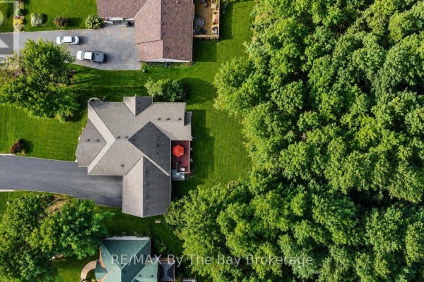 60 Martyn Drive, Wasaga Beach, ON, photo 3
